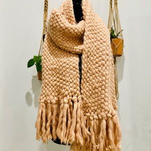 Pale Pink Chunky Knit Scarf